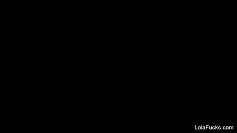 19033